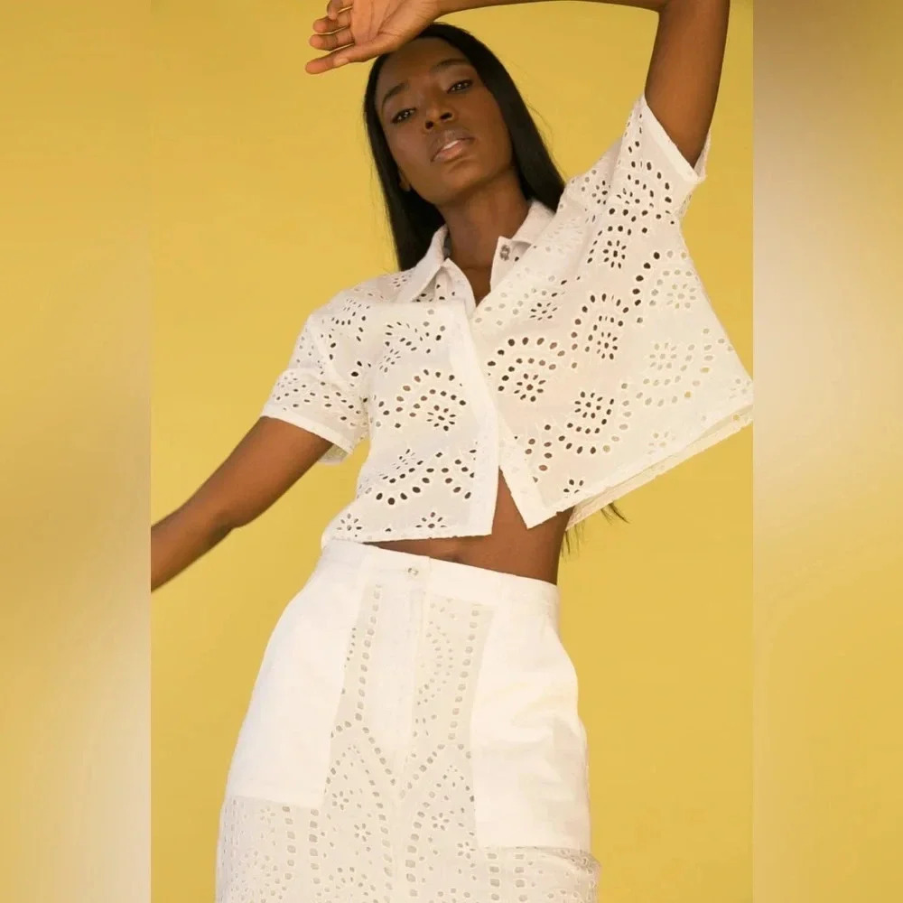 Le Superbe Karma Camellia White Eyelet Collared Short Sleeve Top Size‎ 8